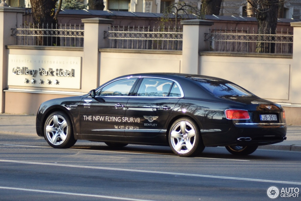 Bentley Flying Spur V8