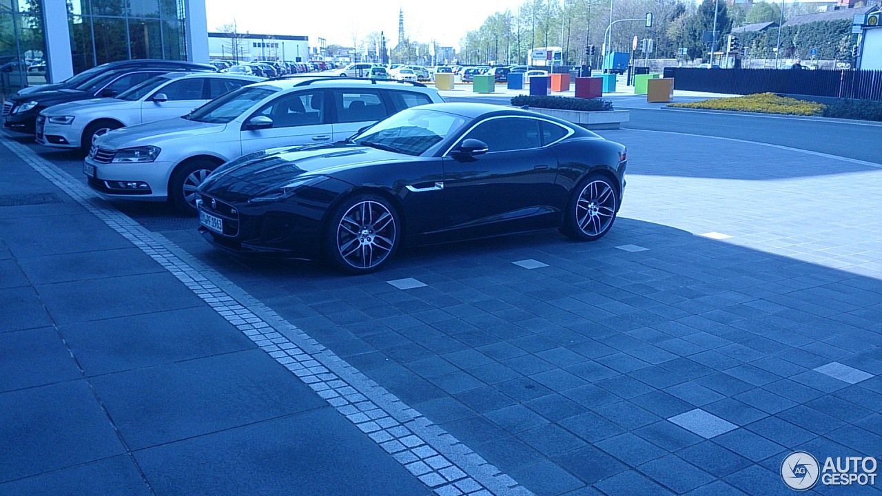 Jaguar F-TYPE R Coupé