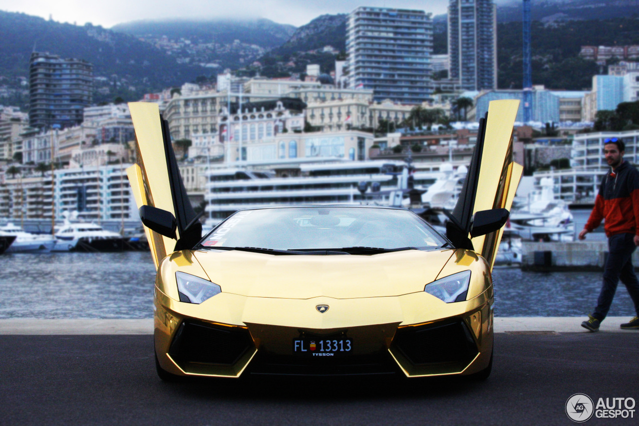 Lamborghini Aventador LP700-4 Roadster