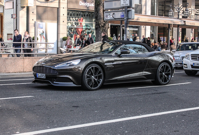 Aston Martin Vanquish Volante