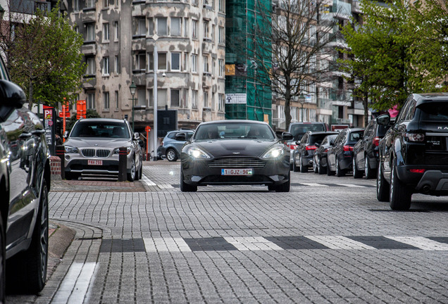 Aston Martin Virage 2011