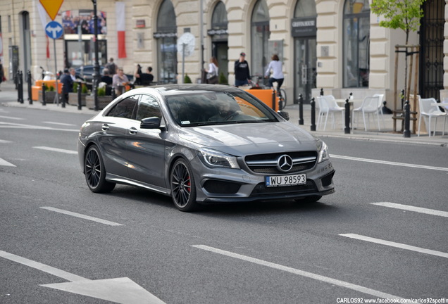 Mercedes-Benz CLA 45 AMG C117