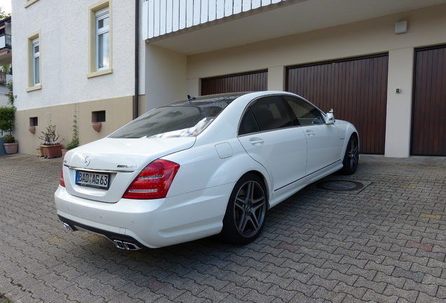 Mercedes-Benz S 63 AMG W221 2011