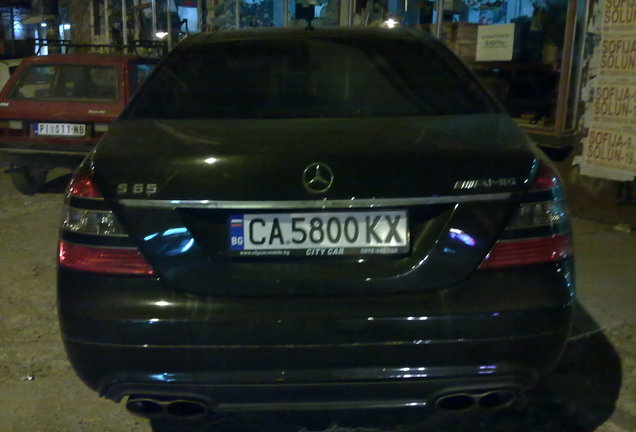 Mercedes-Benz S 65 AMG V221