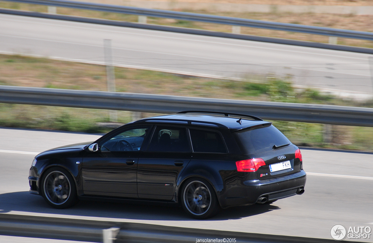 Audi RS4 Avant B7