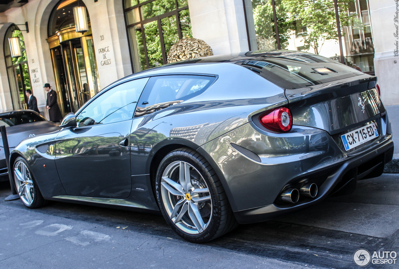 Ferrari FF