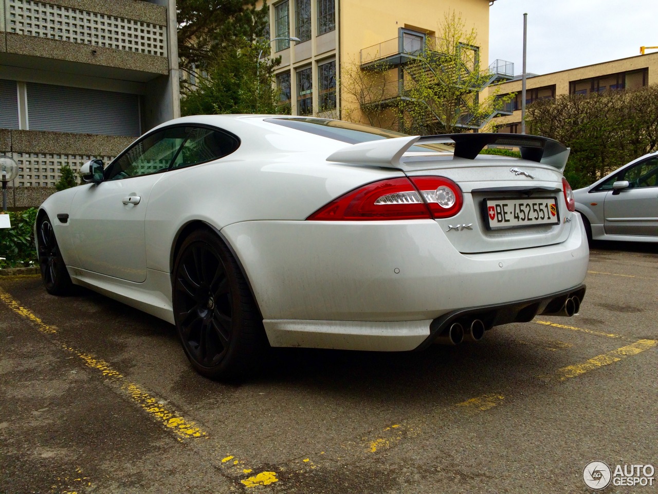 Jaguar XKR-S 2012