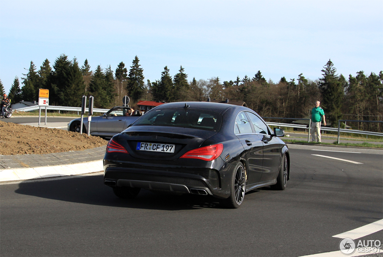 Mercedes-Benz CLA 45 AMG C117