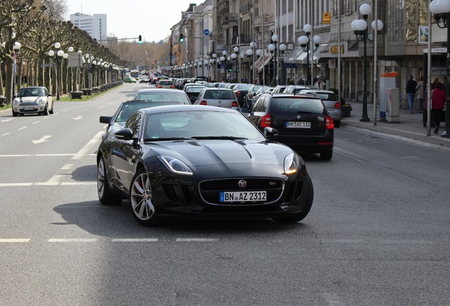 Jaguar F-TYPE S Coupé