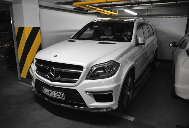 Mercedes-Benz GL 63 AMG X166