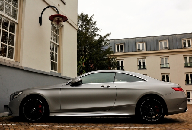 Mercedes-Benz S 63 AMG Coupé C217