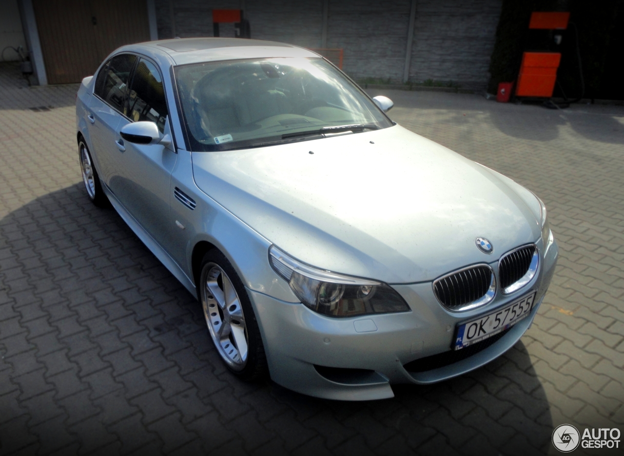 BMW M5 E60 2005