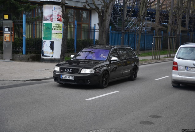 Audi RS6 Avant C5