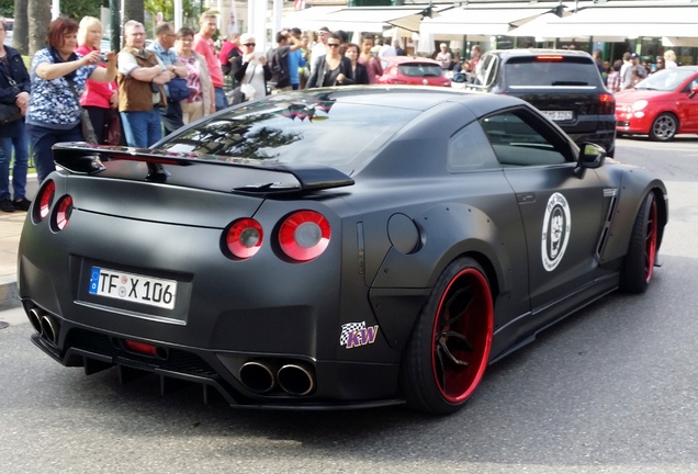 Nissan GT-R PD750 WB