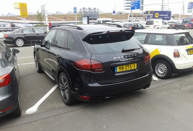 Porsche 958 Cayenne GTS