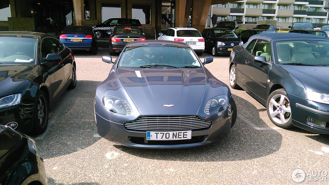 Aston Martin V8 Vantage