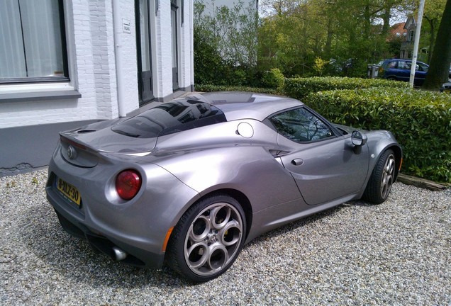 Alfa Romeo 4C Coupé