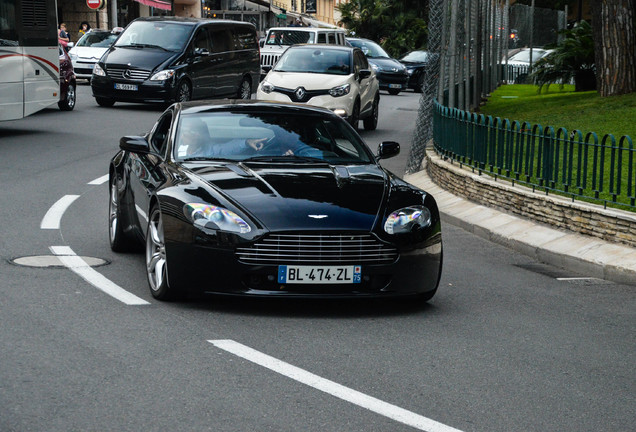 Aston Martin V8 Vantage