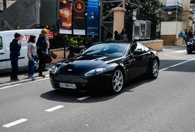 Aston Martin V8 Vantage