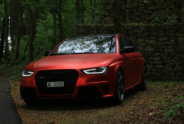 Audi RS4 Avant B8