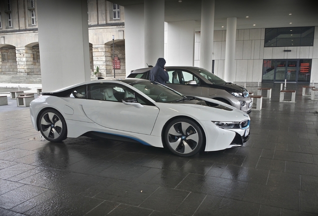 BMW i8