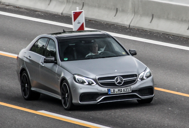 Mercedes-Benz E 63 AMG S W212