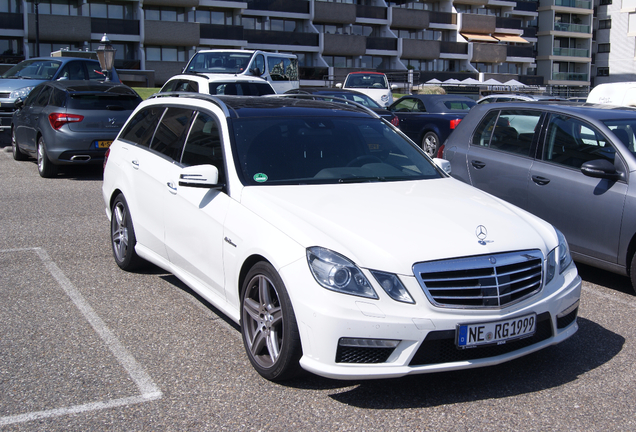 Mercedes-Benz E 63 AMG S212