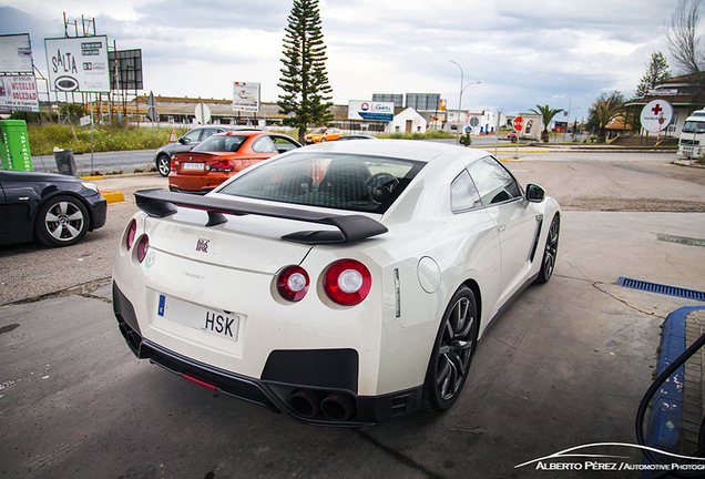 Nissan GT-R 2011