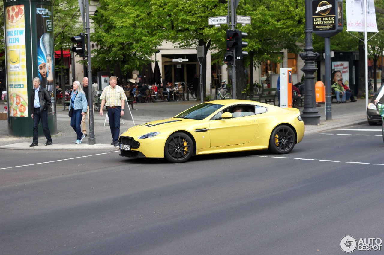 Aston Martin V12 Vantage S