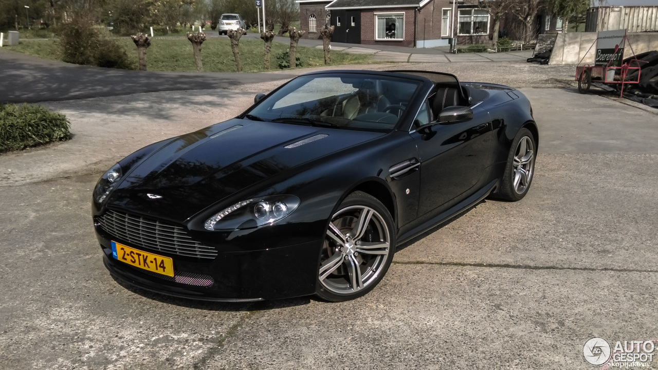 Aston Martin V8 Vantage Roadster