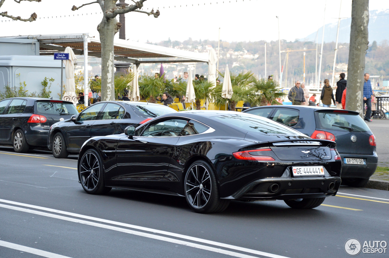 Aston Martin Vanquish 2013