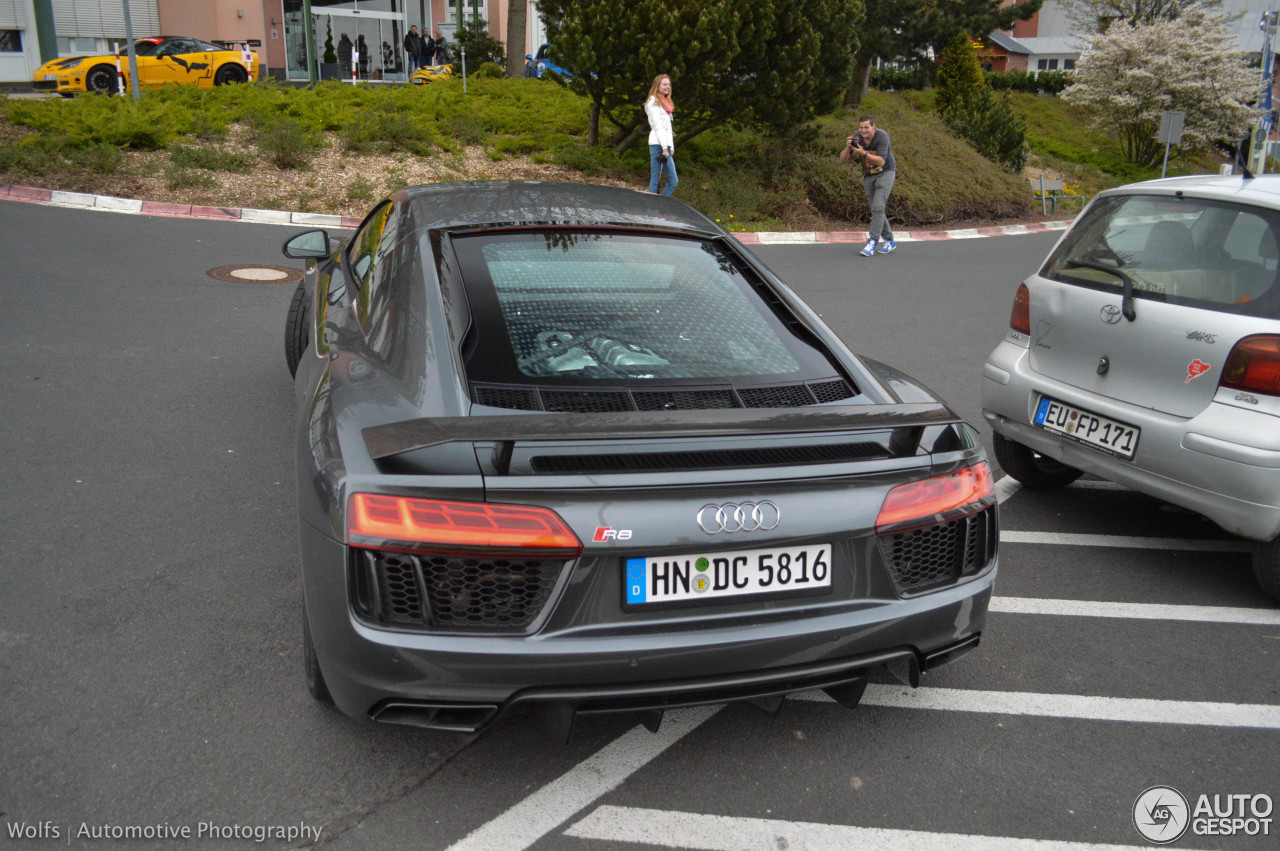 Audi R8 V10 Plus 2015