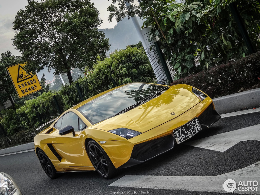 Lamborghini Gallardo LP570-4 Superleggera