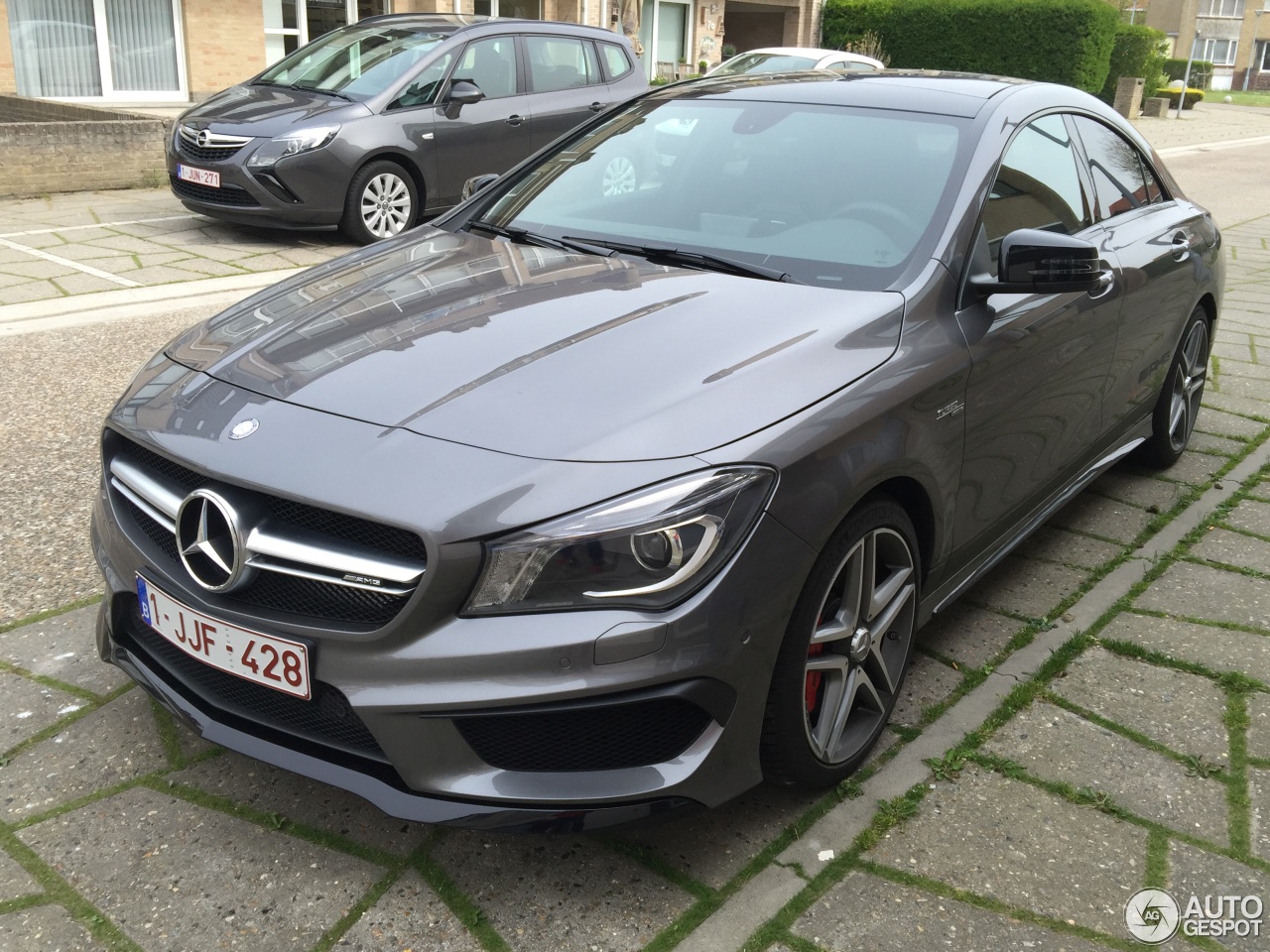 Mercedes-Benz CLA 45 AMG C117