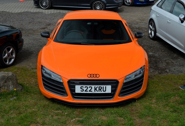 Audi R8 V10 Plus 2013