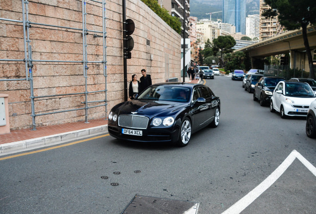 Bentley Flying Spur V8