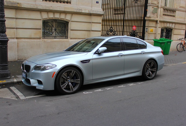 BMW M5 F10 2011