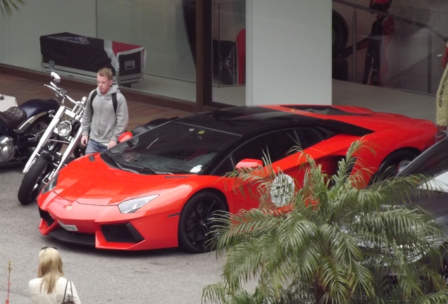 Lamborghini Aventador LP700-4