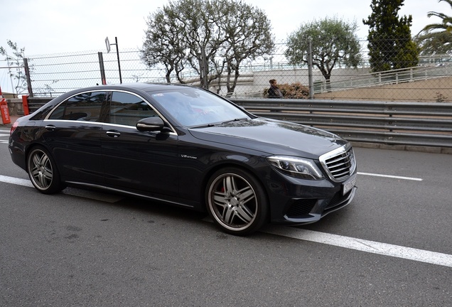 Mercedes-Benz S 63 AMG V222