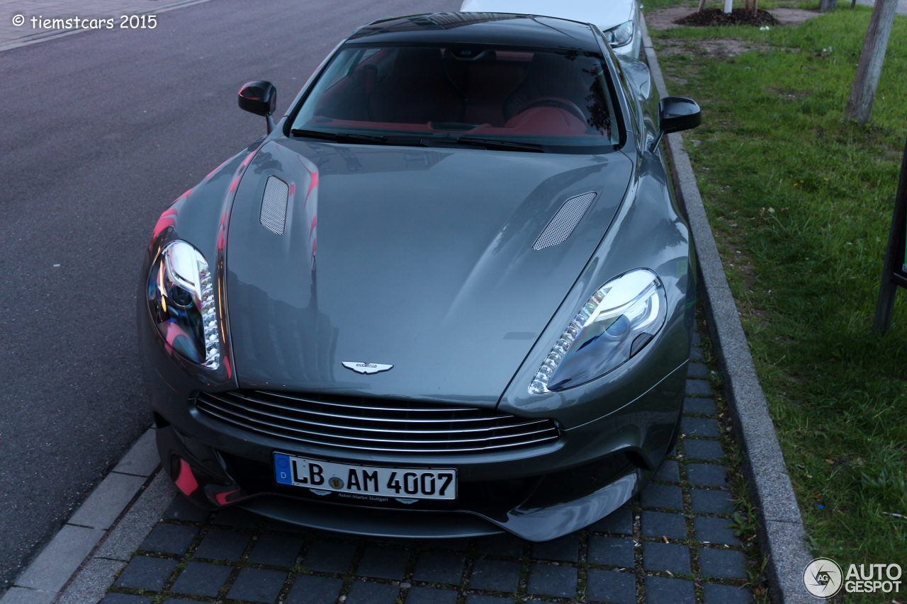 Aston Martin Vanquish 2013