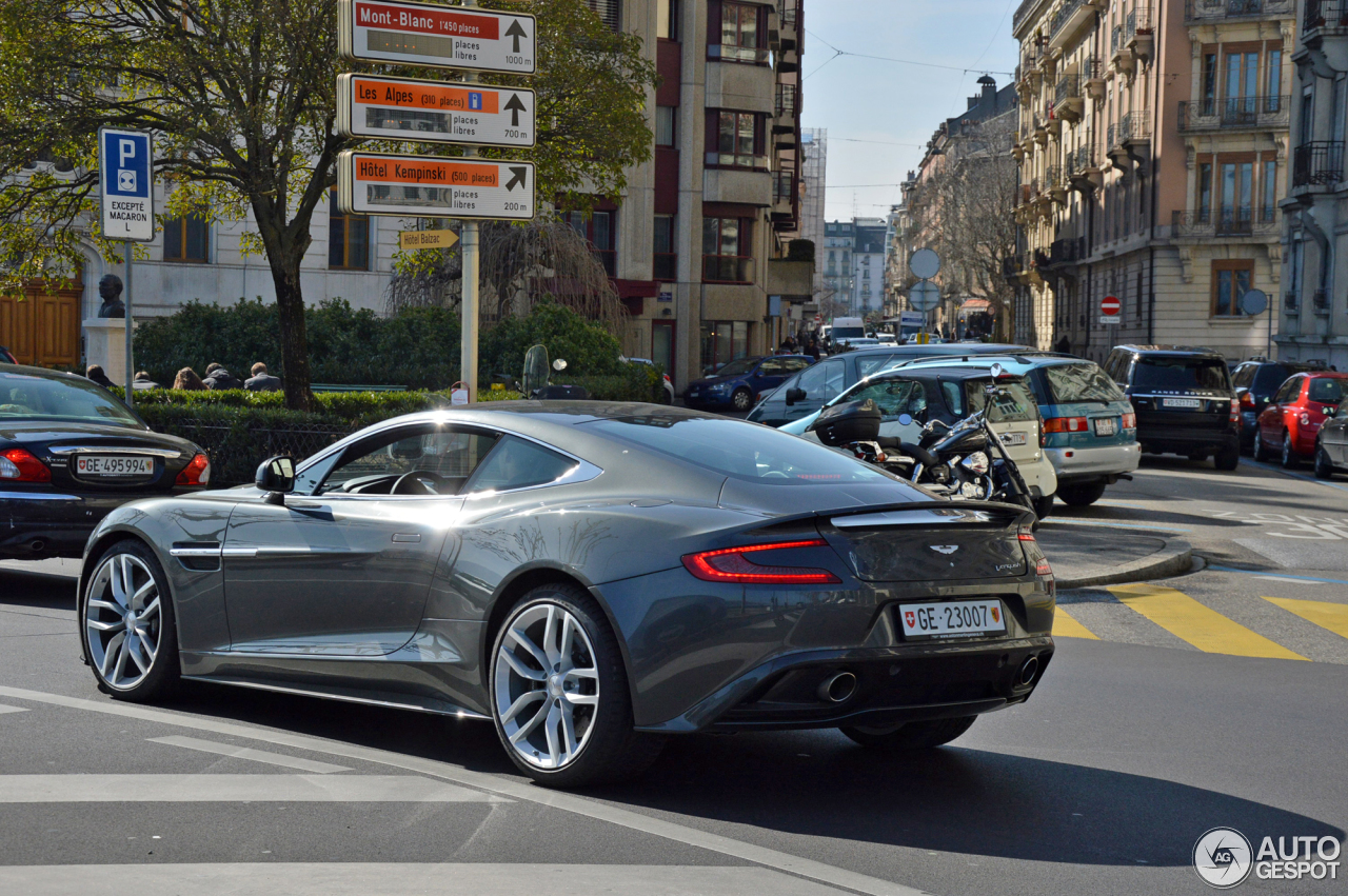 Aston Martin Vanquish 2013