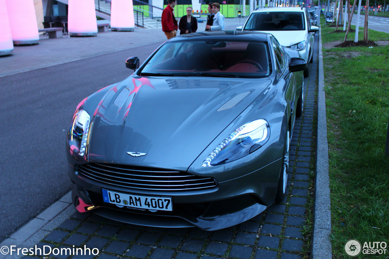 Aston Martin Vanquish 2013