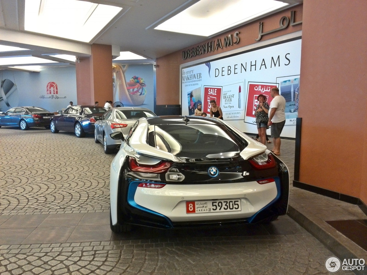 BMW i8