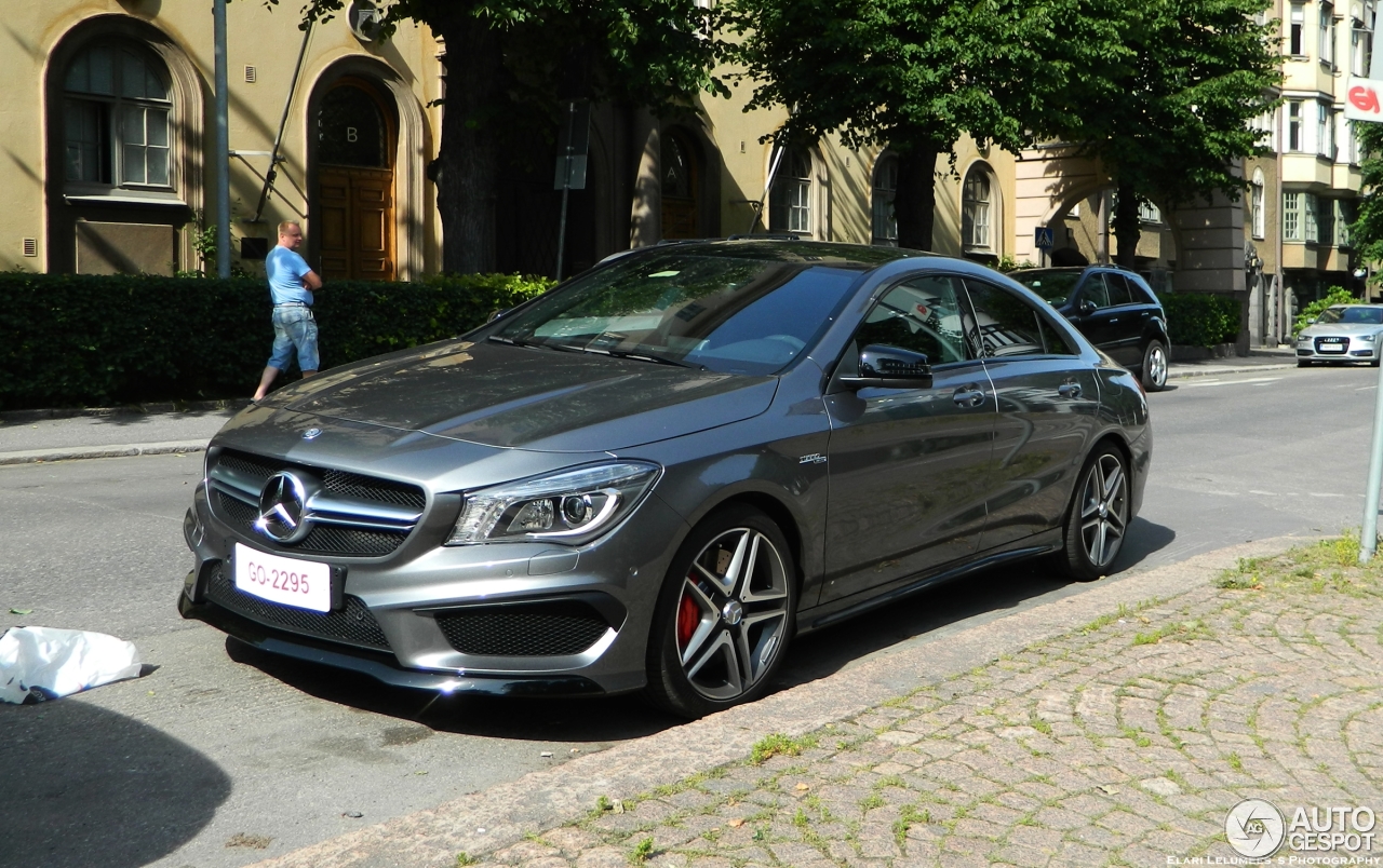 Mercedes-Benz CLA 45 AMG C117