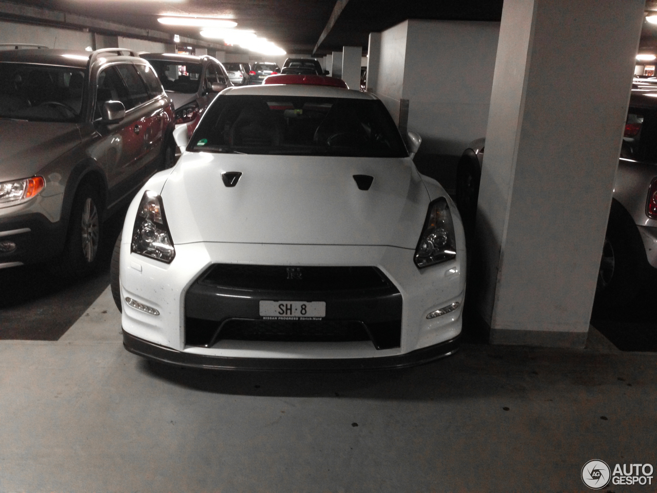 Nissan GT-R 2011