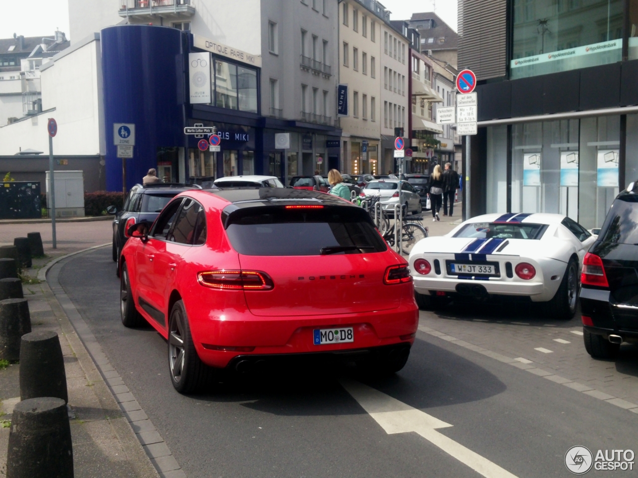 Porsche 95B Macan Turbo