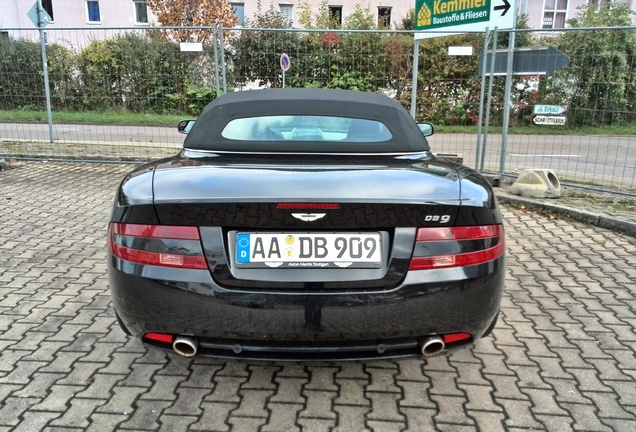 Aston Martin DB9 Volante