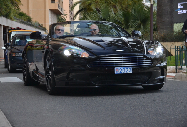 Aston Martin DBS Volante