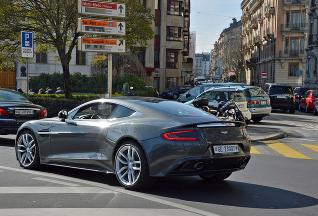 Aston Martin Vanquish 2013