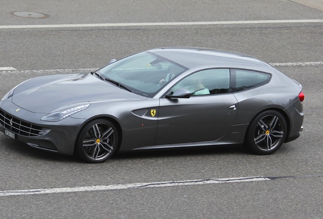 Ferrari FF